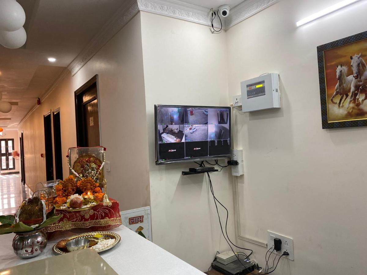 S.R Plaza Hotel Khurja ภายนอก รูปภาพ